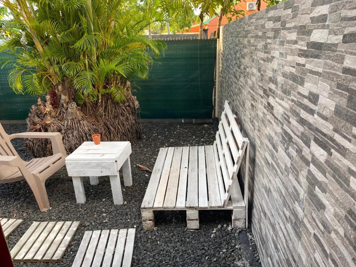 Petit Chalet Baie-Mahault Exterior photo